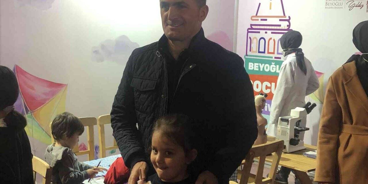 Beyoğlu’nda Dünya Çocuk Hakları Günü coşkuyla kutlandı