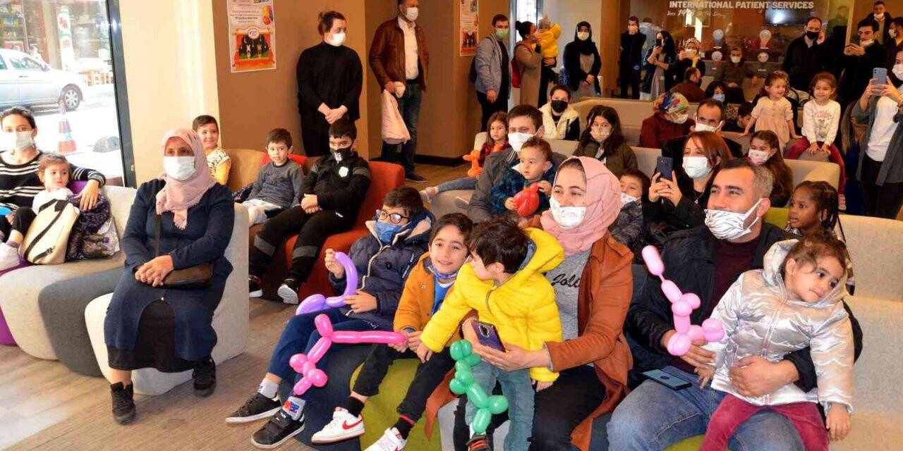 Dünya Çocuk Hakları Günü’nde renkli kutlama