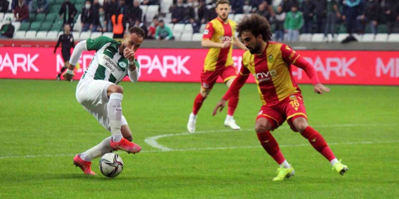 Spor Toto Süper Lig: GZT Giresunspor: 0 - Öznur Kablo Yeni Malatyaspor: 0 (İlk yarı)