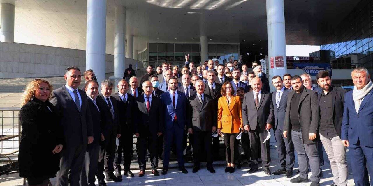 MHP 81 vilayeti adım adım geziyor