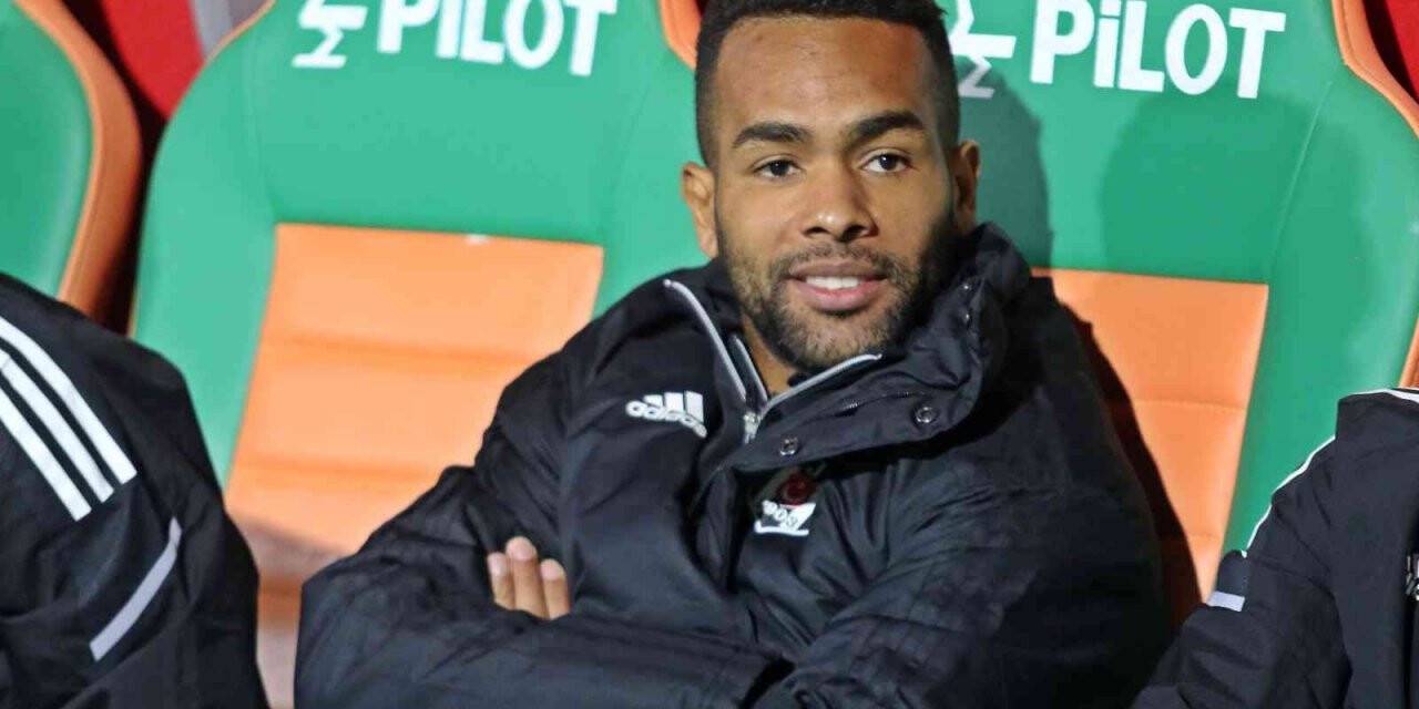 Spor Toto Süper Lig: Aytemiz Alanyaspor: 1 - Beşiktaş: 0 (Maç devam ediyor)