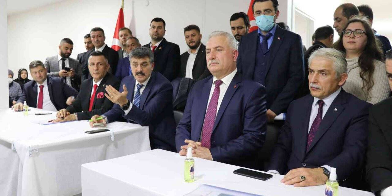 MHP milletvekilleri Ereğli’de esnaf ve STK’larla bir araya geldi