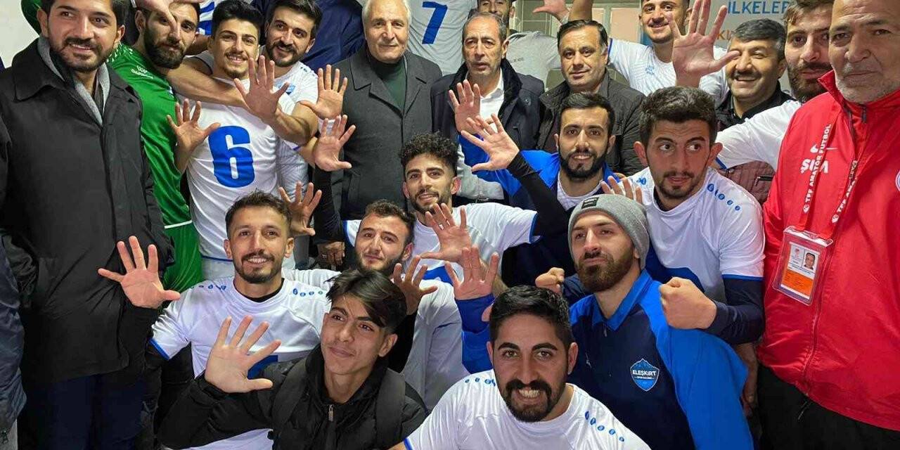 Eleşkirt spor amatör lige fırtına gibi başladı