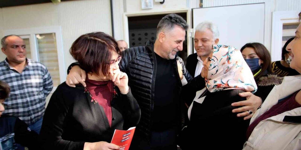 Depremzedeler Başkan Sandal’la buluştu