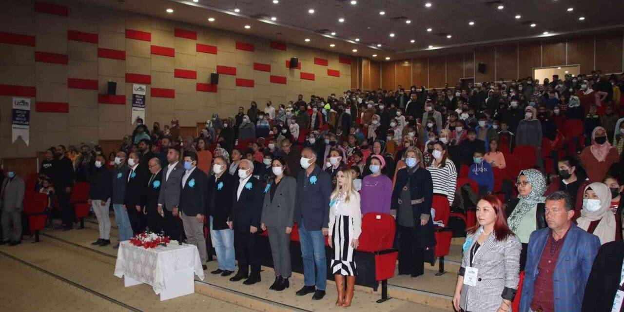 Ağrı’da “Dünya Çocuk Hakları Günü” coşkuyla kutlandı