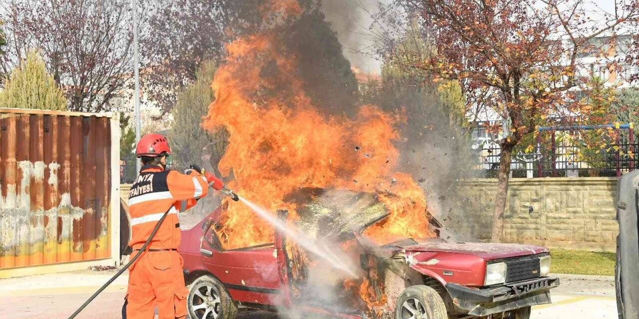 Konya itfaiyesi ülke içinde ve dışında model oluyor