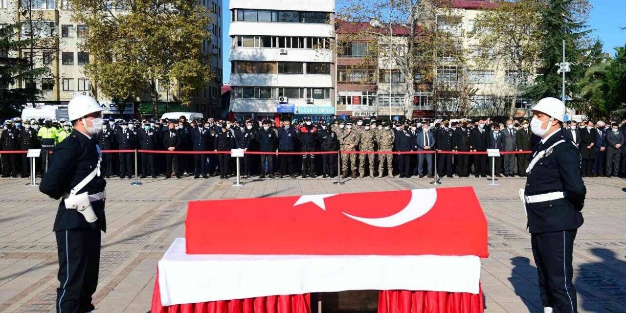 Şehit trafik polisi için tören düzenlendi