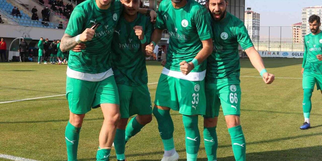 TFF 2. Lig: Sivas Belediyespor: 6 - Niğde Anadolu FK: 1