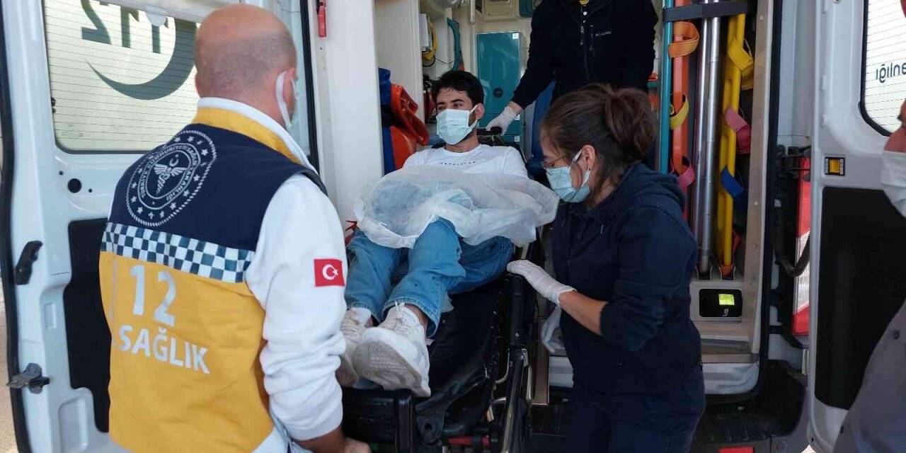 Saati sorup bıçaklayıp kaçtılar