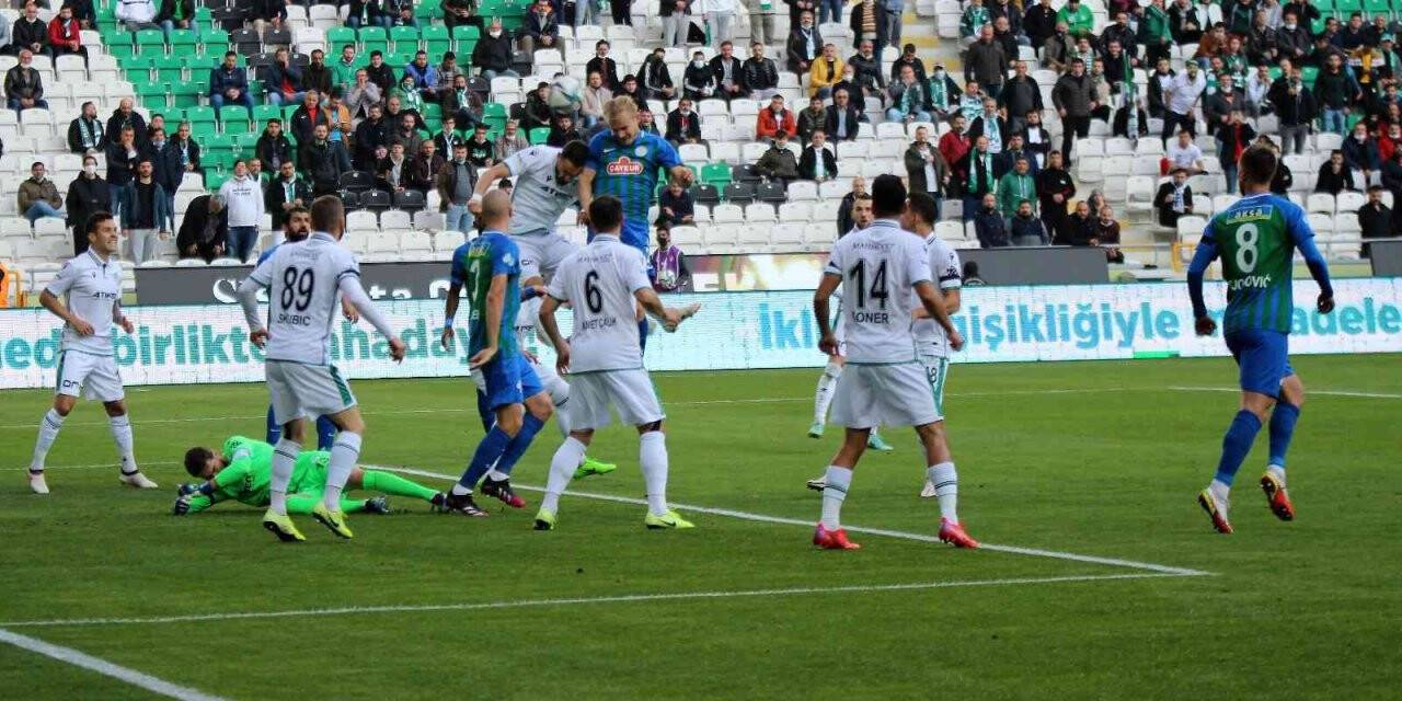 Spor Toto Süper Lig: Konyaspor: 1 - Çaykur Rizespor: 0 (İlk yarı)