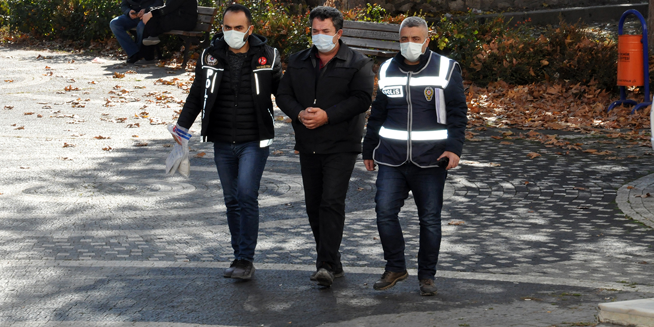 Konya'da sentetik uyuşturucu ele geçirilen tırın sürücüsü tutuklandı