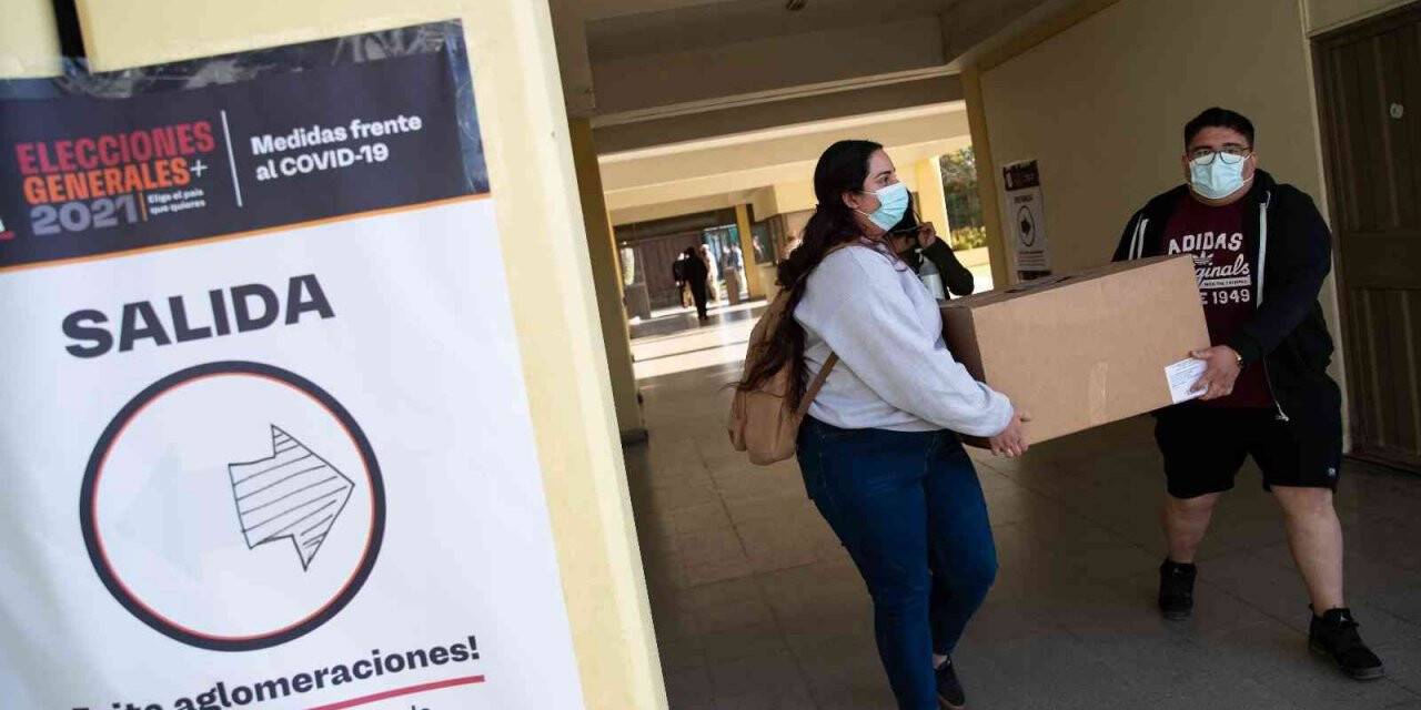Şili’de halk genel seçimler ve devlet başkanlığı seçimleri için sandık başında
