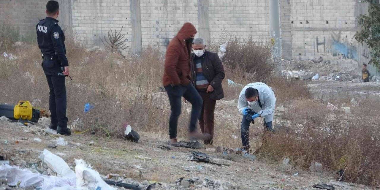 Gaziantep’te çanta içerisinde cenin bulundu