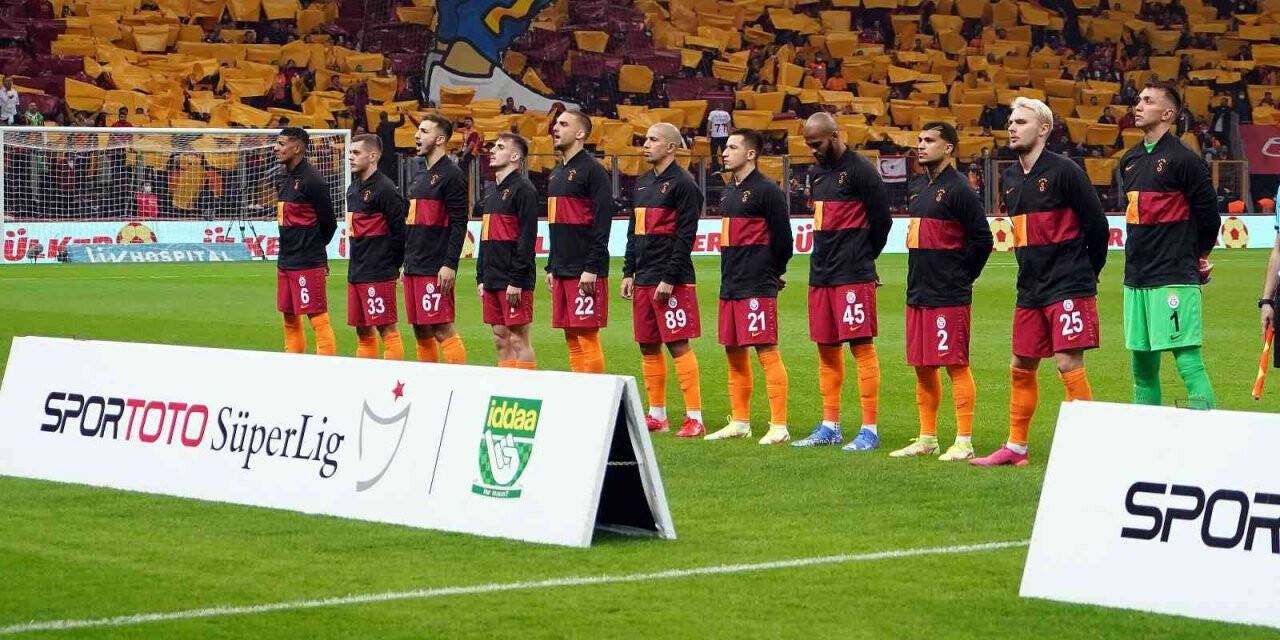 Galatasaray’da 3 değişiklik