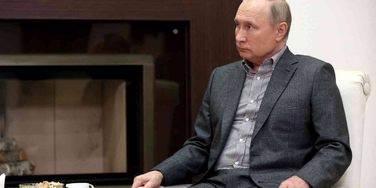 Putin, Covid-19’a karşı 3’üncü doz aşısını oldu