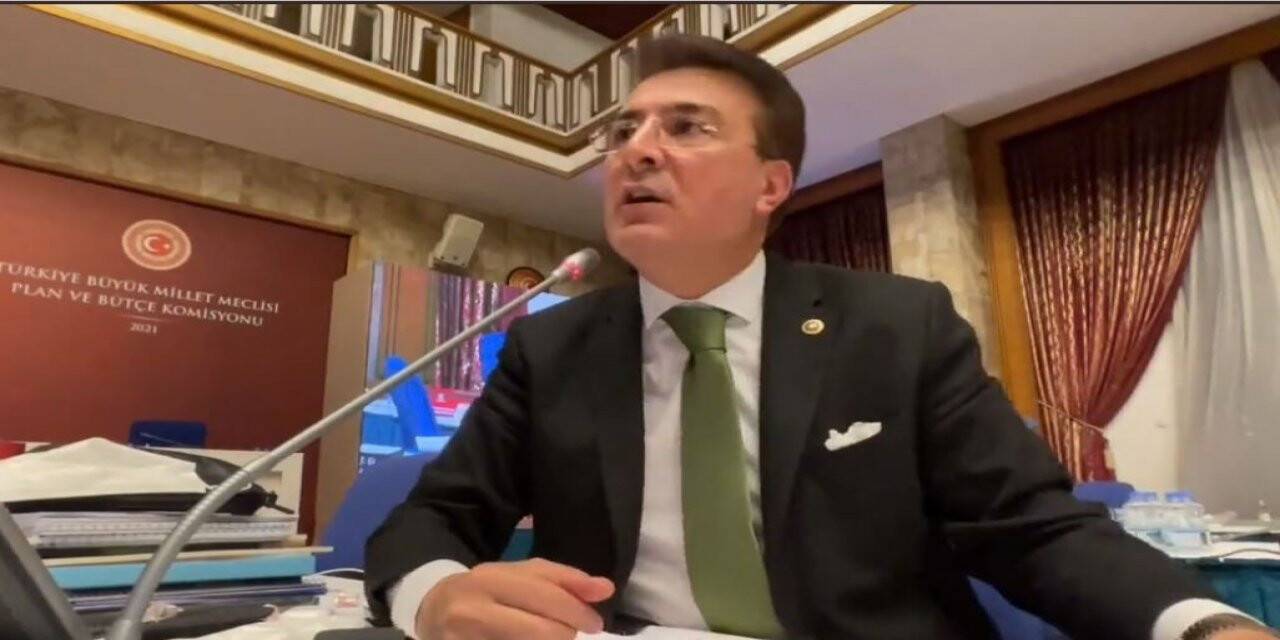 Aydemir’den Ayasofya Camisi şükrü