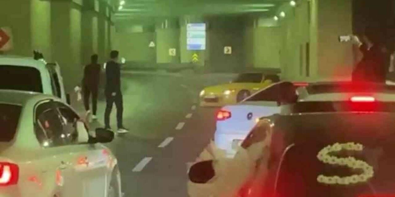 Düğün konvoyunda korkutan anlar kamerada