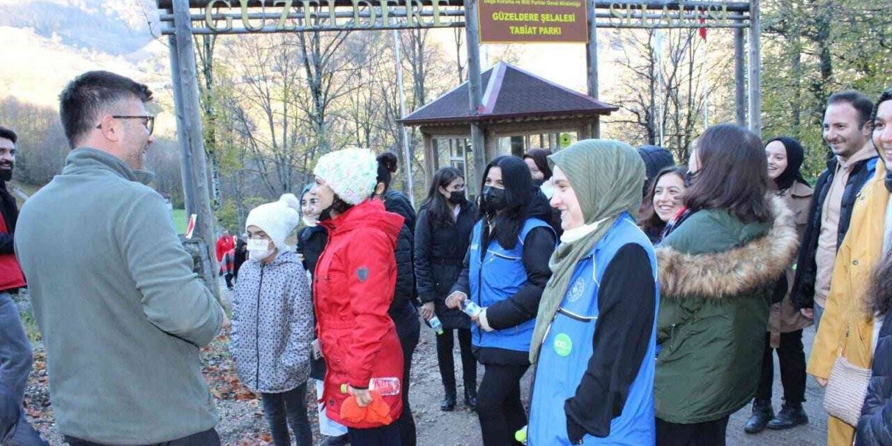Yüzlerce öğrenci Güzeldere’ye yürüdü