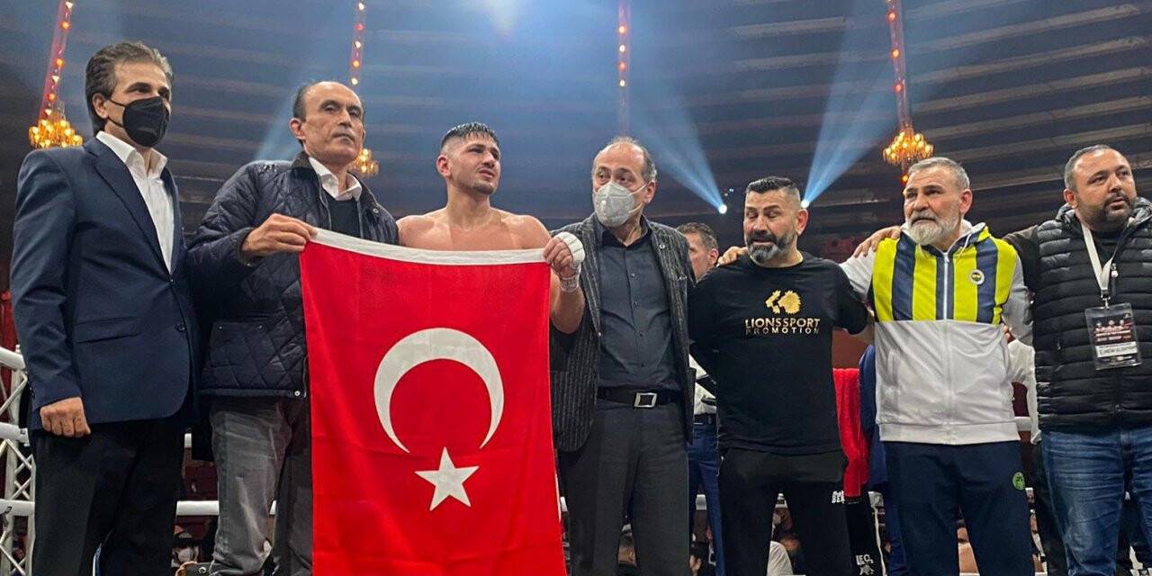 Emre Çukur, WBA Kıtalar Arası Boks şampiyonu