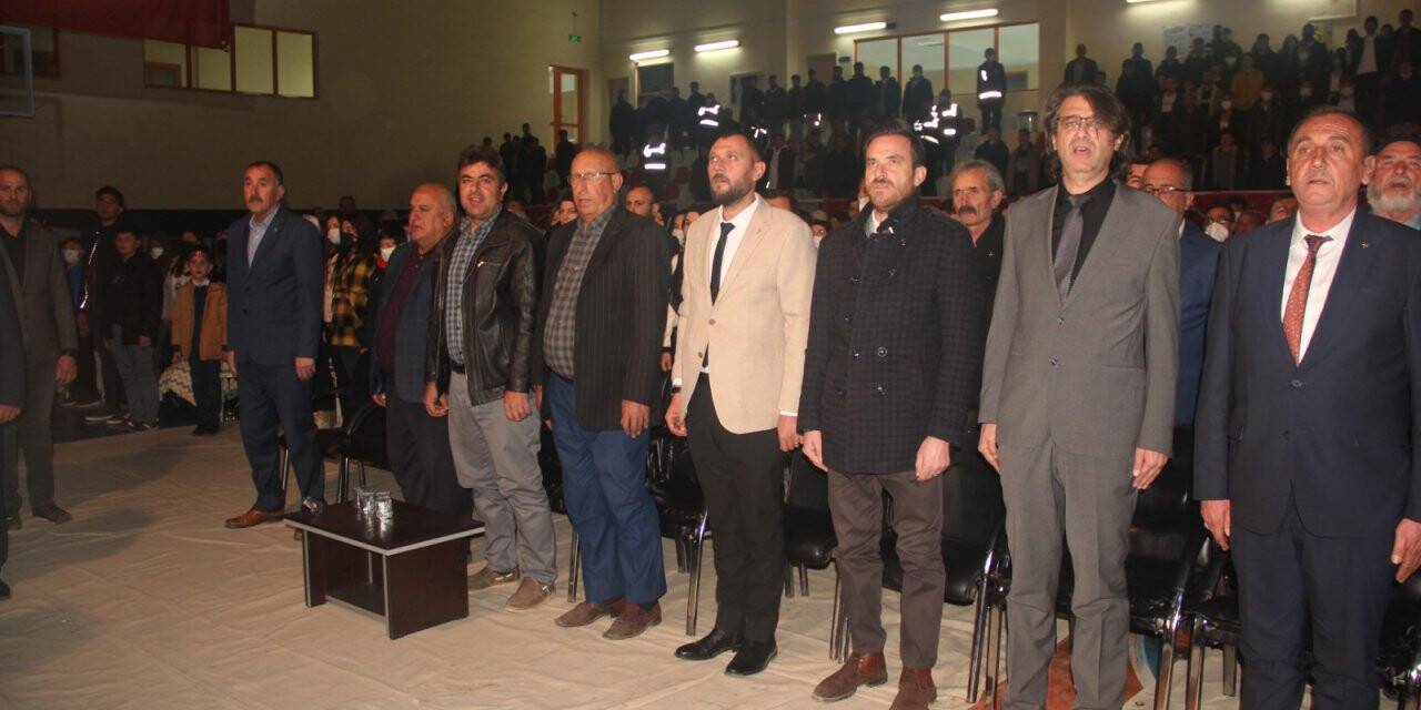 Yunak birlik ve beraberlik gecesine yoğun ilgi