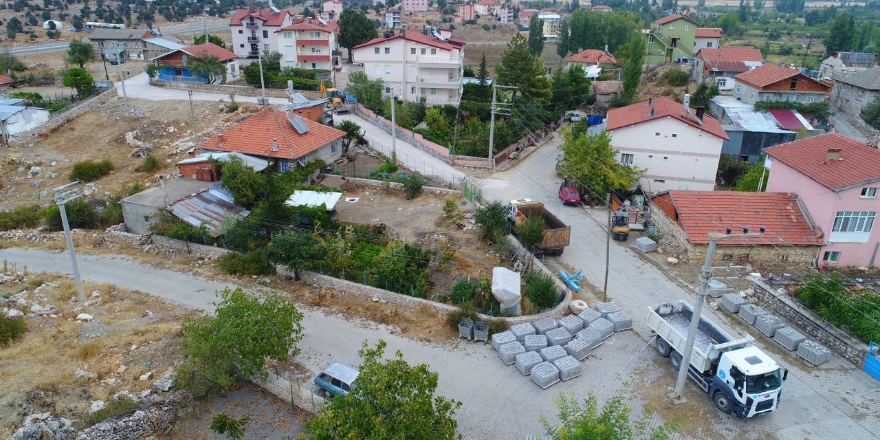 Beyşehir Belediyesi’nden son 3 yılda 214 bin metrekare parke çalışması