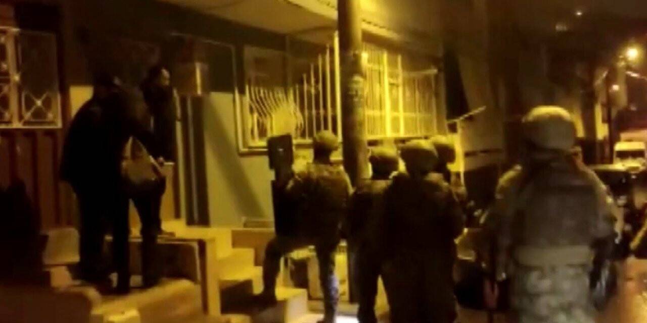 İzmir’de terör örgütüne şafak operasyonu: 14 gözaltı