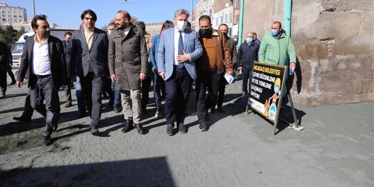 Tacettin Veli Mahallesi’nde otopark sorunu kalmayacak