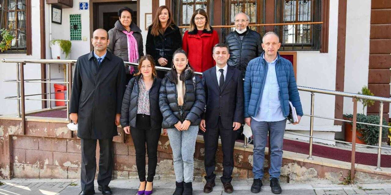 Başkentte kadına yönelik şiddetle mücadelede farkındalık etkinlikleri