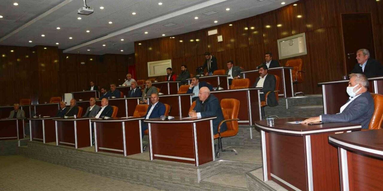 Bitlis İl Özel İdaresinin 2022 bütçesi kabul edildi