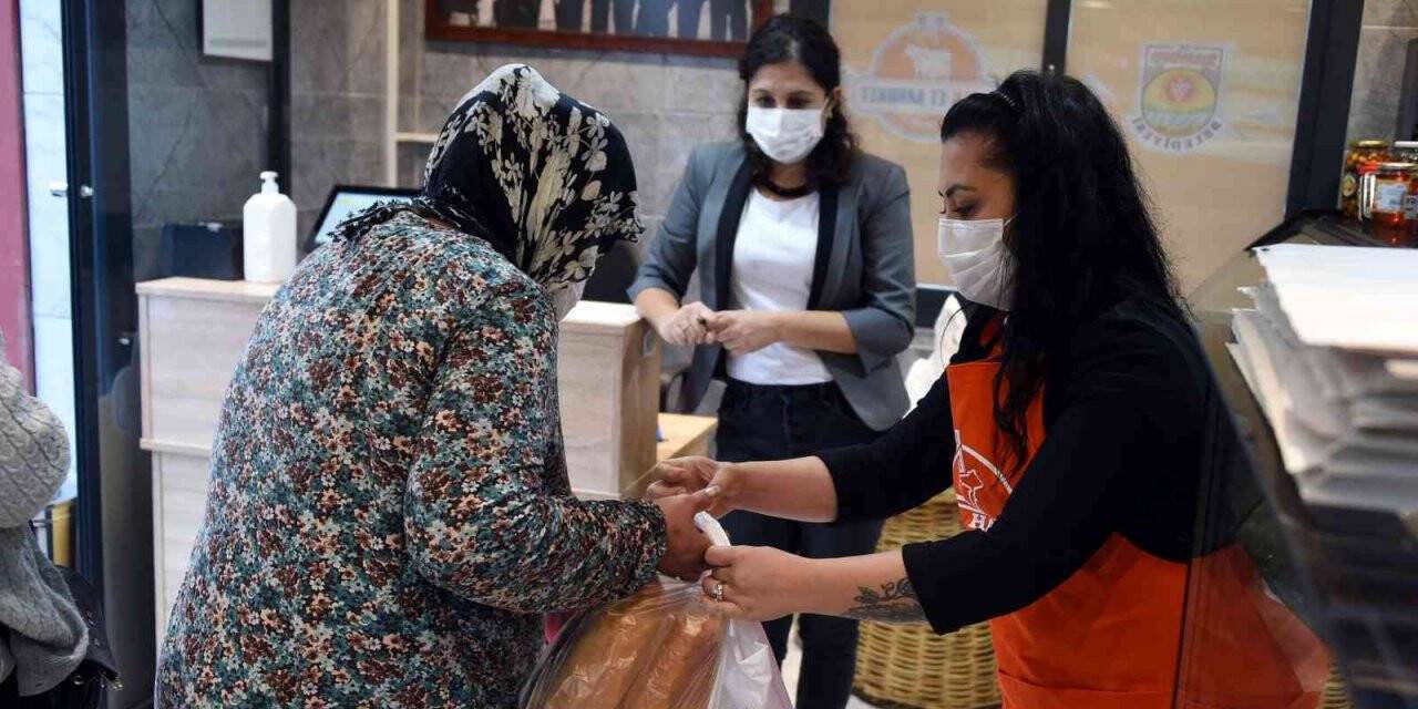 Tarsus Belediyesinden ekmeğe 5 kuruşluk sembolik zam