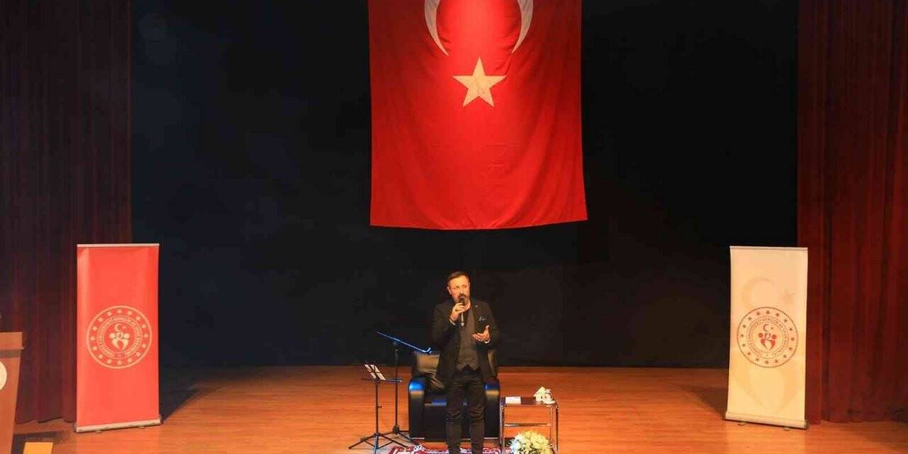 Talha Bora Öge ile ’Şiirlerle söyleşisi’