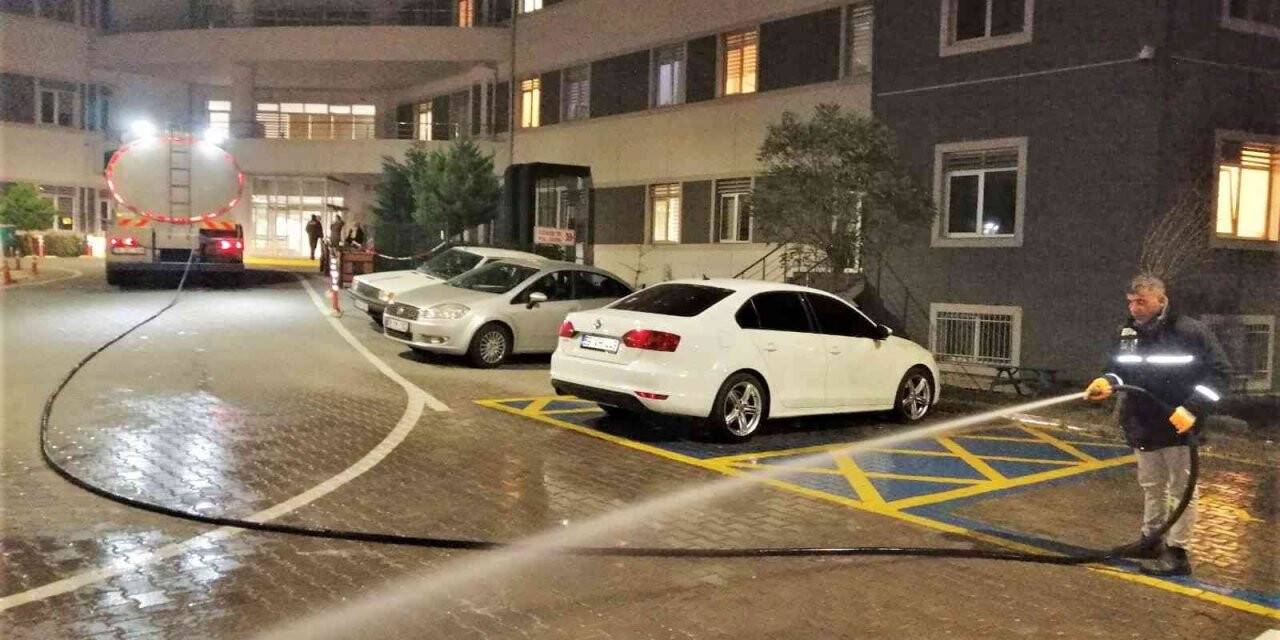 Sağlık kuruluşları dezenfekte ediliyor