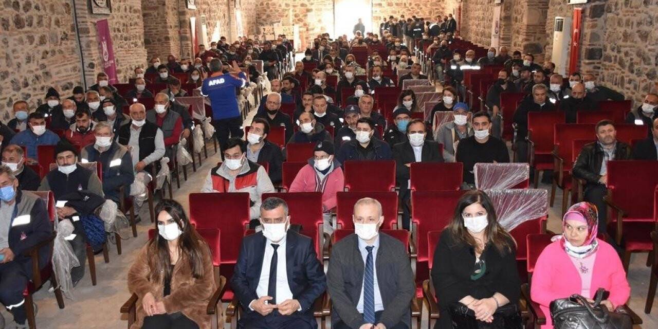 Şehzadeler Belediyesi personeli afet farkındalık eğitimi aldı