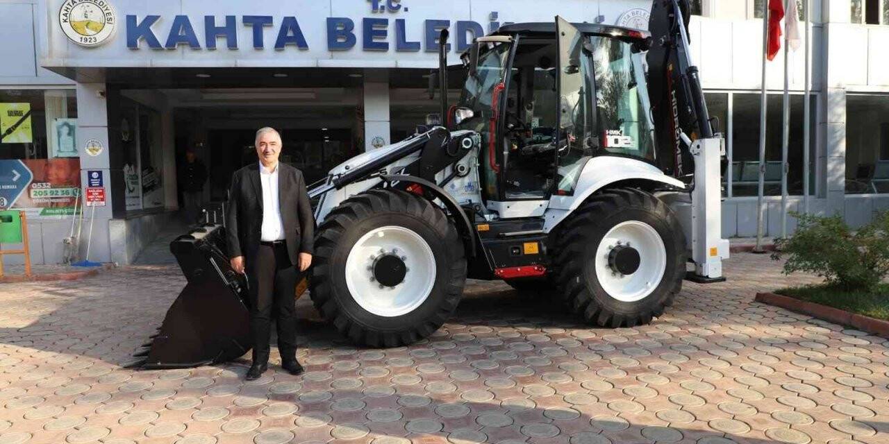 Kahta Belediyesi araç filosunu güçlendirdi