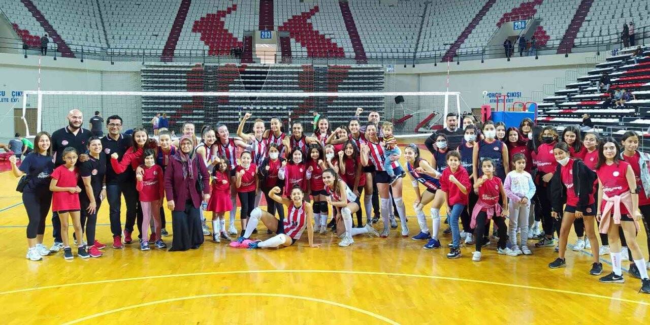 Filenin Akrepleri’nden 6 maçta 5’inci galibiyet