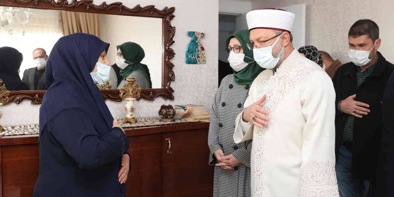 Diyanet İşleri Başkanı Erbaş’tan katledilen Başak Cengiz’in ailesine ziyaret