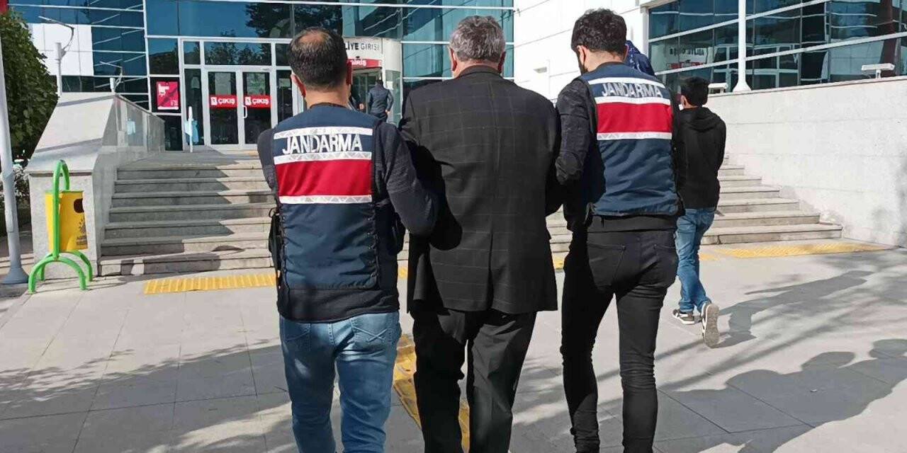 Sınırda yakalanan iş adamı tutuklandı