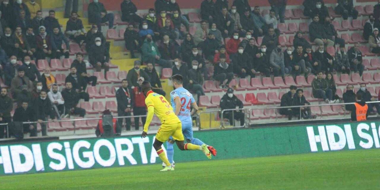 Spor Toto Süper Lig: Kayserispor: 1 - Göztepe: 0 (İlk yarı)