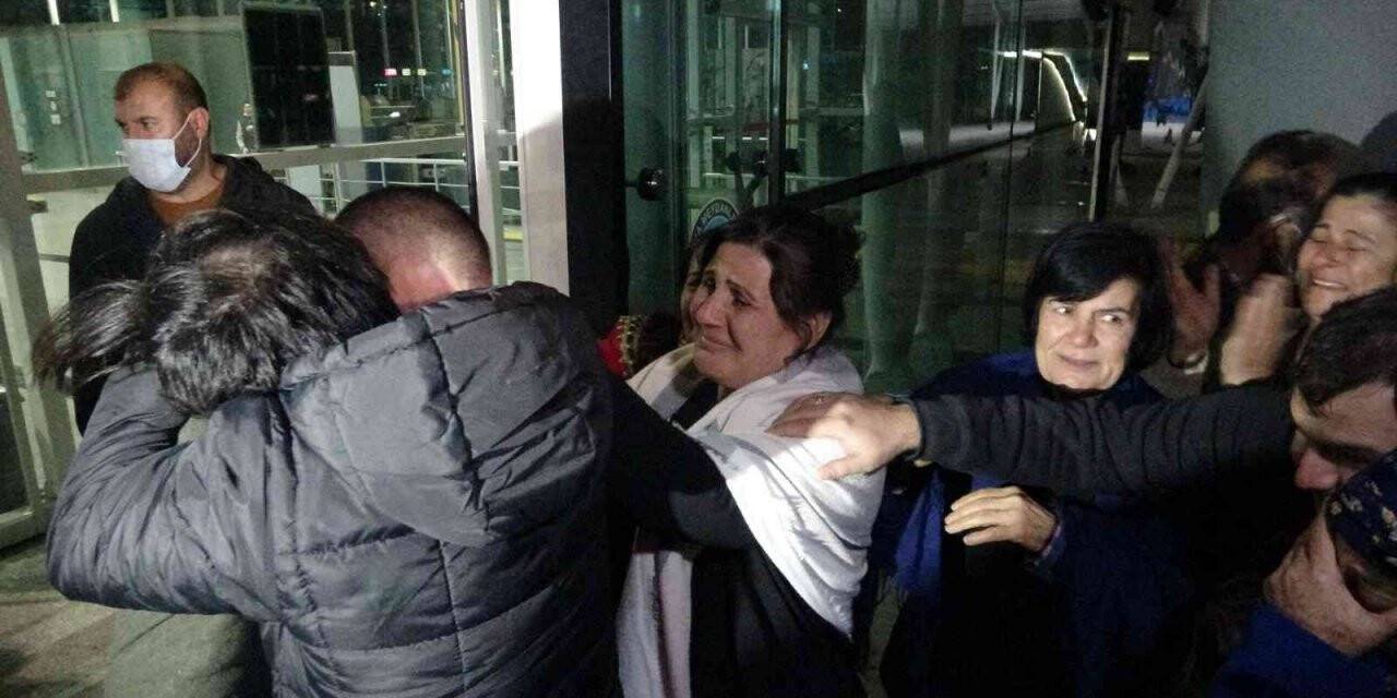 Libya’dan Türkiye’ye getirilen Hidayet Yaprak, Hatay’a gelerek ailesine kavuştu