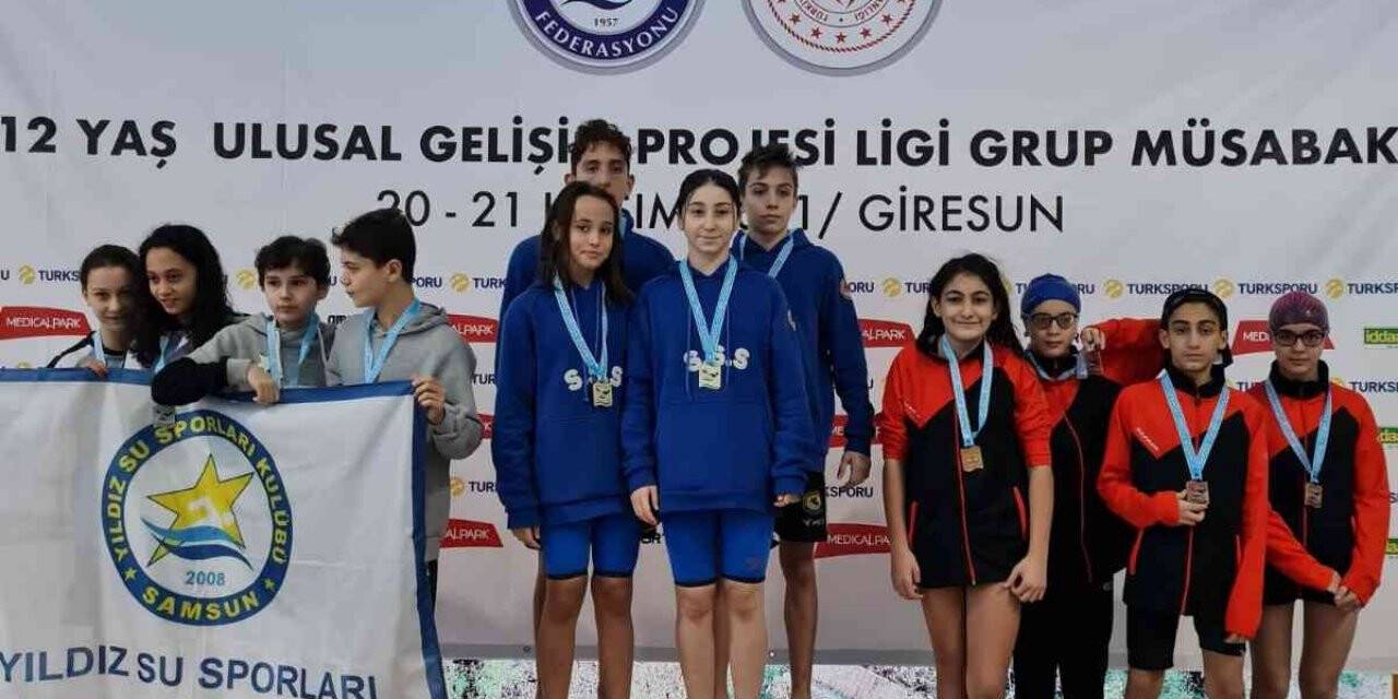 Yüzmede bronz madalyalar Erzurum’a
