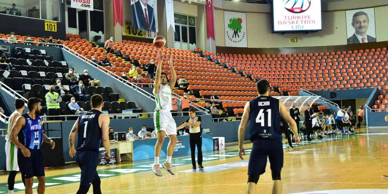 Mamak evinde Antalya’ya geçit vermedi