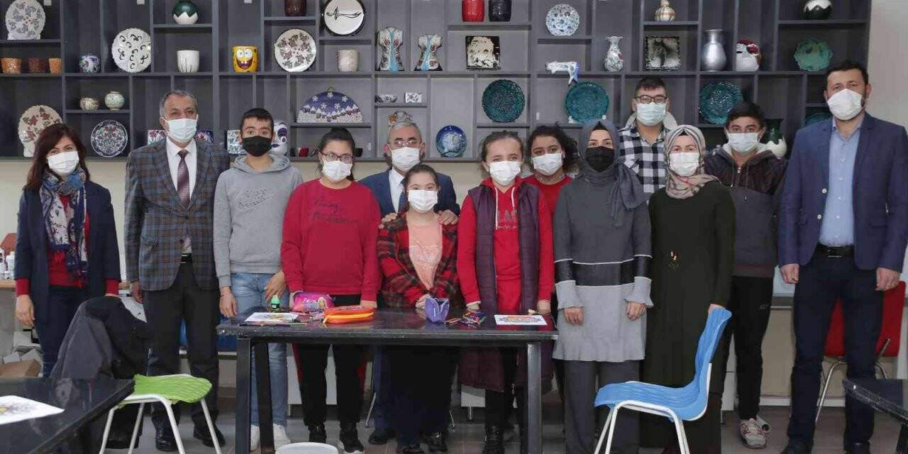 Başkan Işık: "Okullara desteğimiz sürecek"