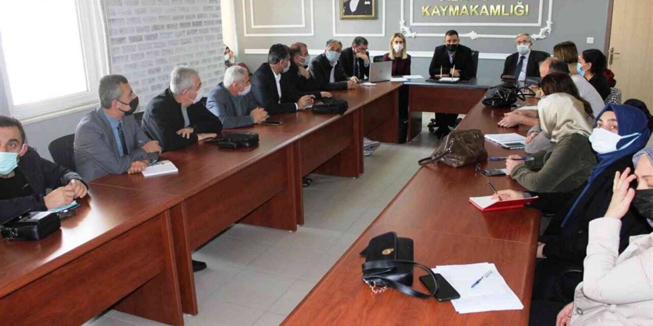 Okul yöneticilerine iş güvenliği semineri