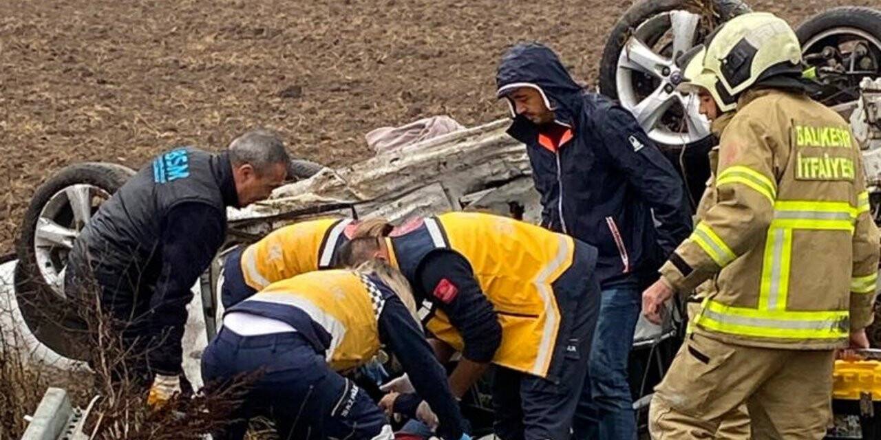 Ayvalık’ta trafik kazası ucuz atlatıldı: 2 yaralı