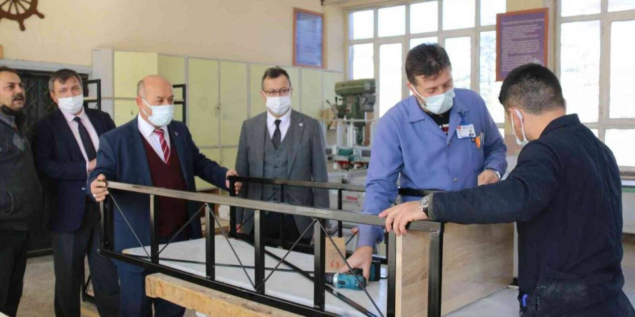 Kütahya’da 86 okulun kütüphaneleri meslek liseleri tarafından yapılacak