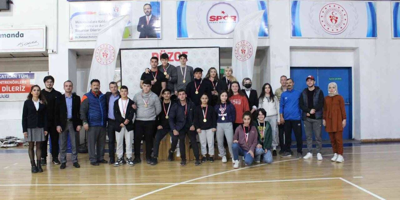 Birinci olmak için kıyasıya mücadele ettiler