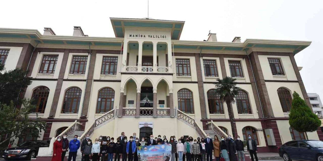 Vali Karadeniz, ‘Şehrim Benim Evim Projesi’ öğrencileriyle buluştu