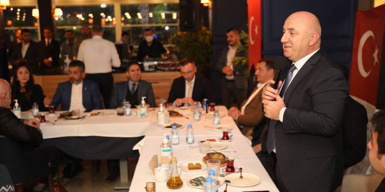 Başkan Bıyık, okul müdürleriyle bir araya geldi