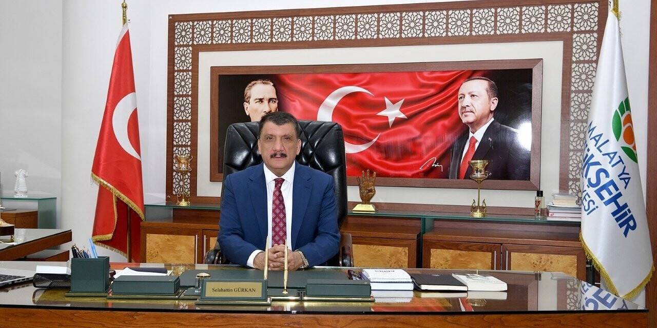 Başkan Gürkan’dan Öğretmenler Günü mesajı