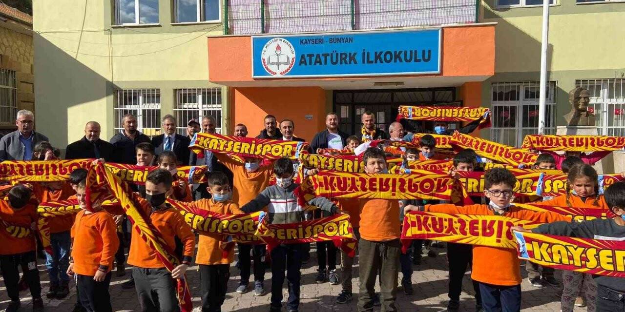 Kayserispor taraftarından vefa örneği